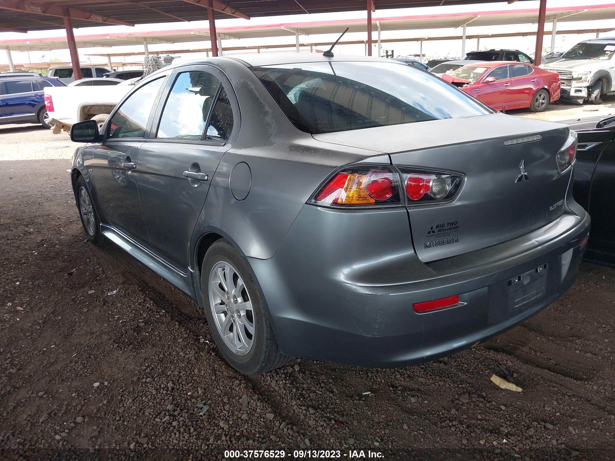 Photo 2 VIN: JA32U2FU0CU031196 - MITSUBISHI LANCER 