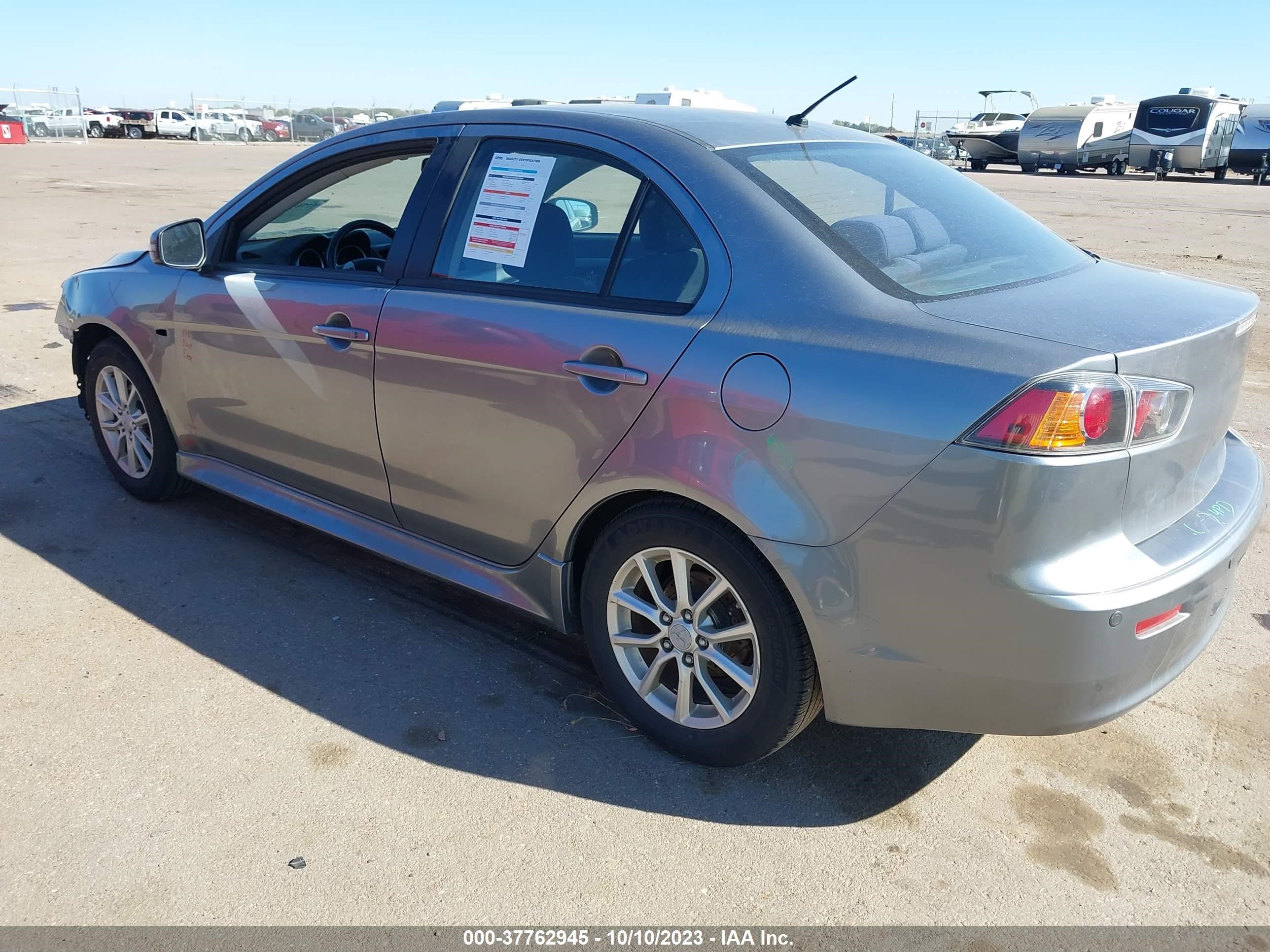 Photo 2 VIN: JA32U2FU0FU001734 - MITSUBISHI LANCER 