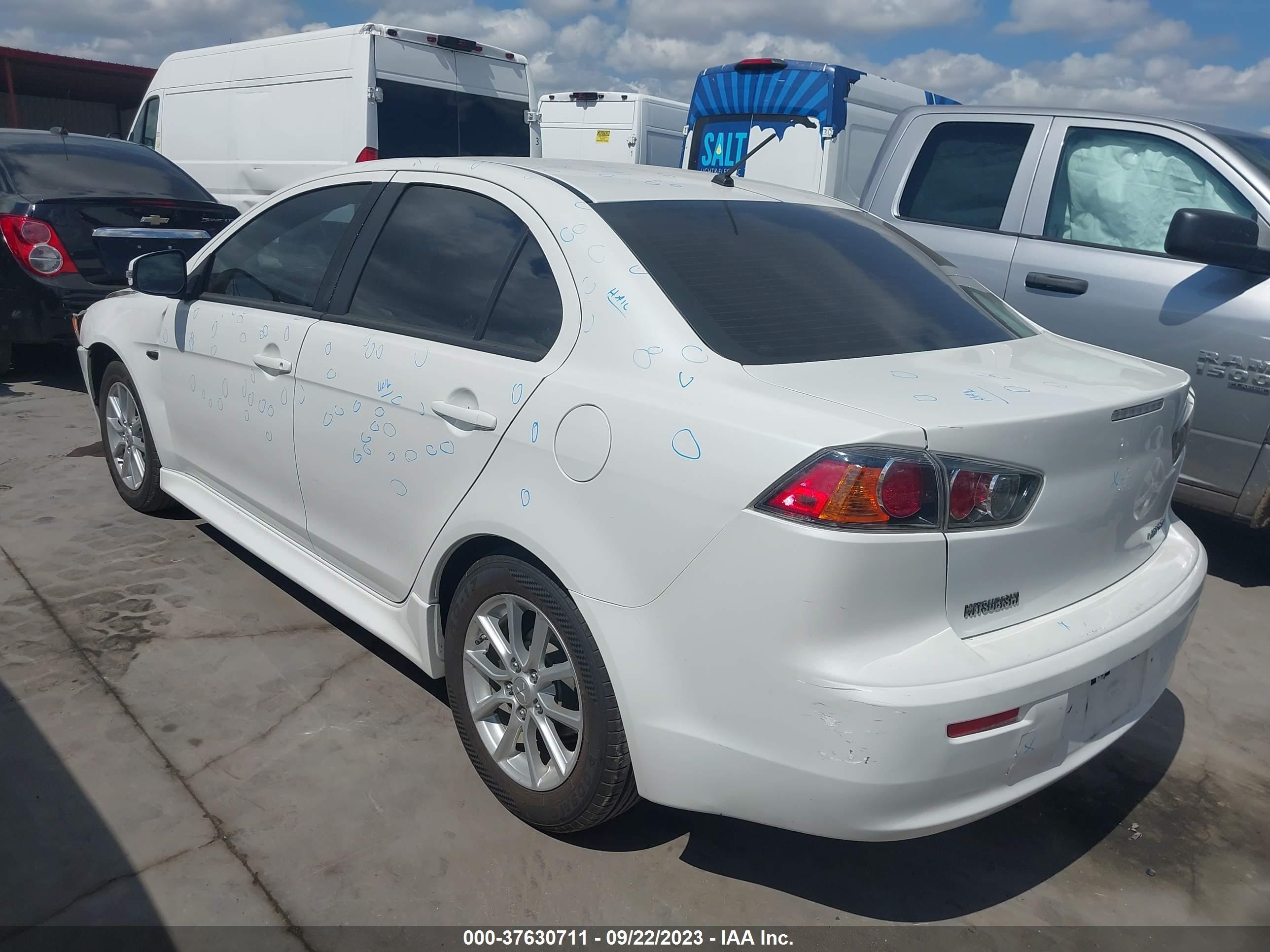 Photo 2 VIN: JA32U2FU0GU005817 - MITSUBISHI LANCER 