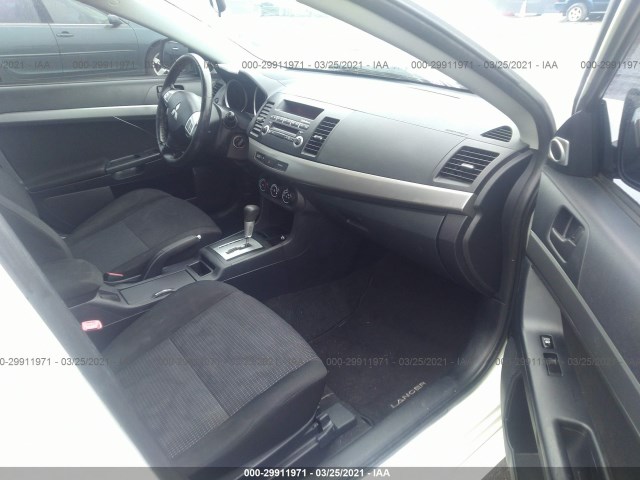 Photo 4 VIN: JA32U2FU1AU004733 - MITSUBISHI LANCER 