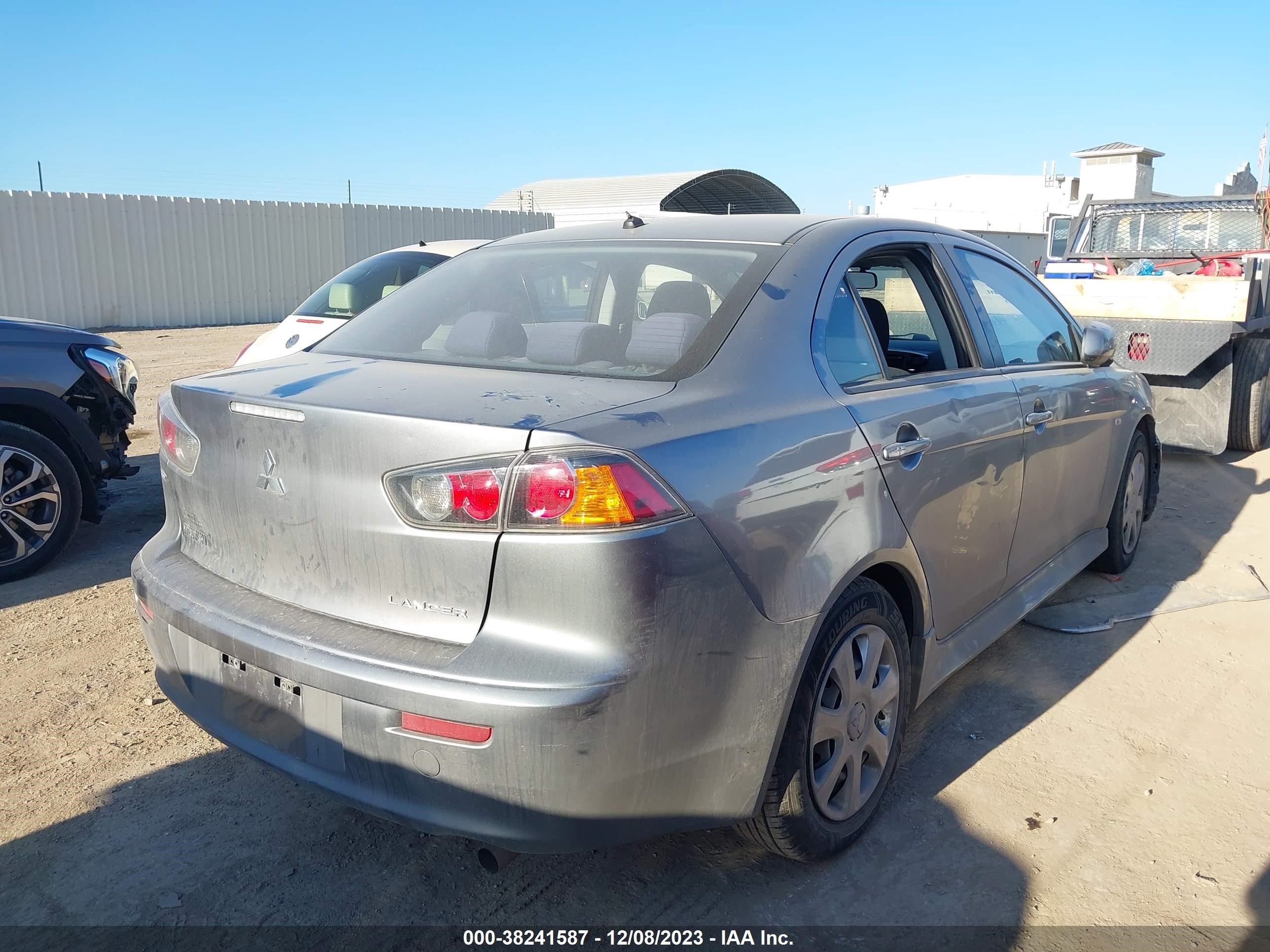 Photo 3 VIN: JA32U2FU1EU023546 - MITSUBISHI LANCER 