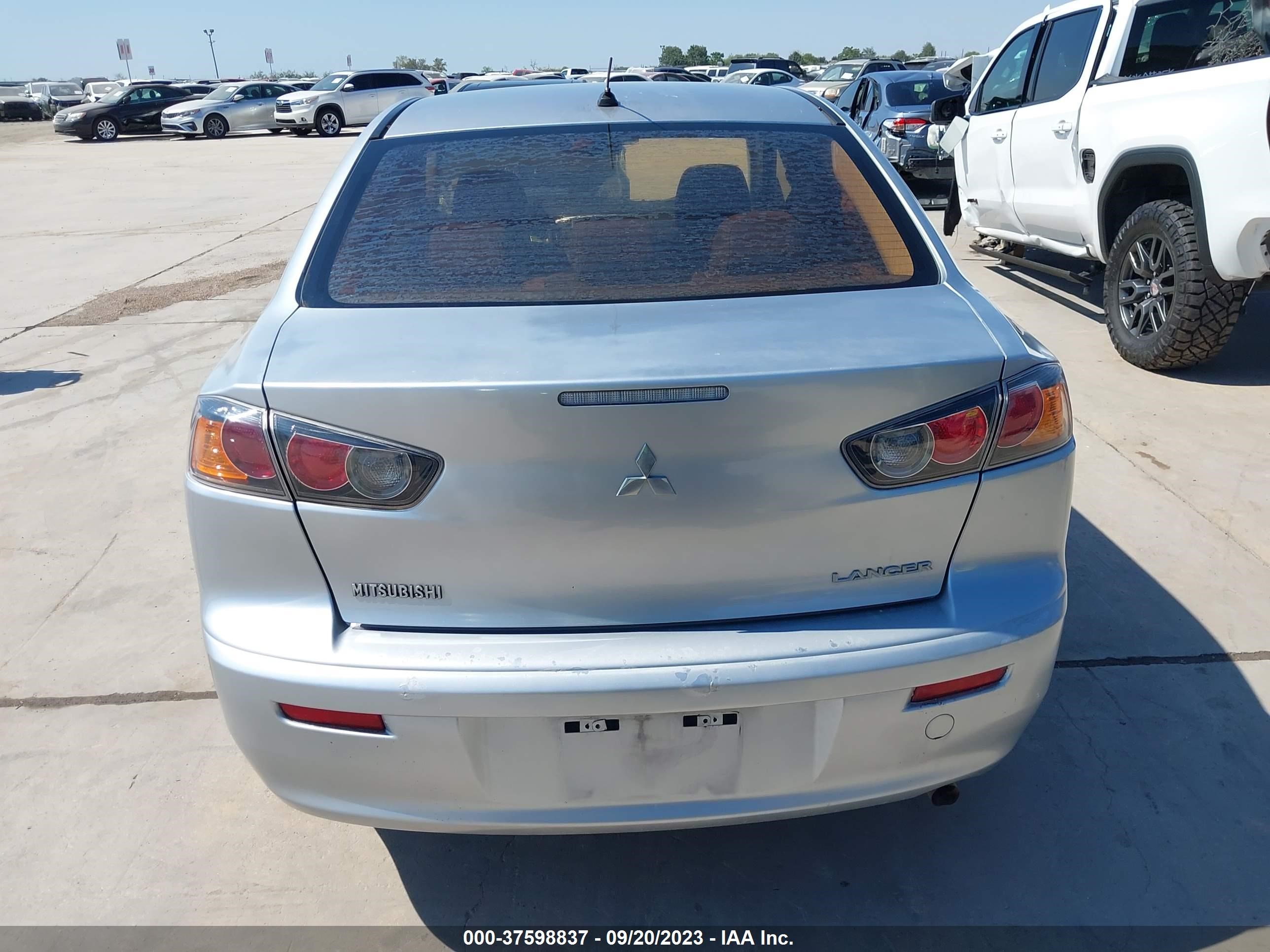 Photo 15 VIN: JA32U2FU1FU001208 - MITSUBISHI LANCER 