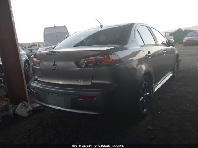 Photo 3 VIN: JA32U2FU1HU008470 - MITSUBISHI LANCER 