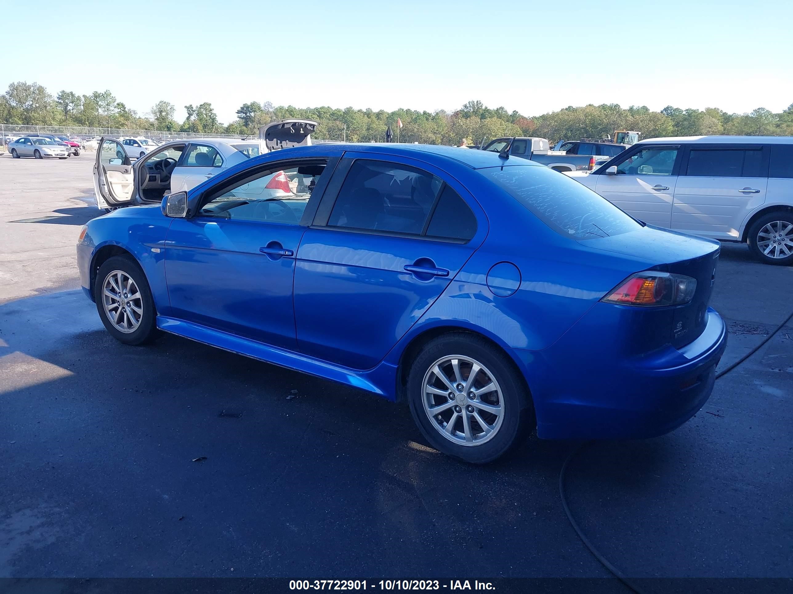 Photo 2 VIN: JA32U2FU2AU013716 - MITSUBISHI LANCER 