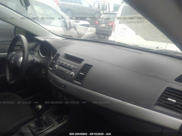 Photo 4 VIN: JA32U2FU2AU025641 - MITSUBISHI LANCER 