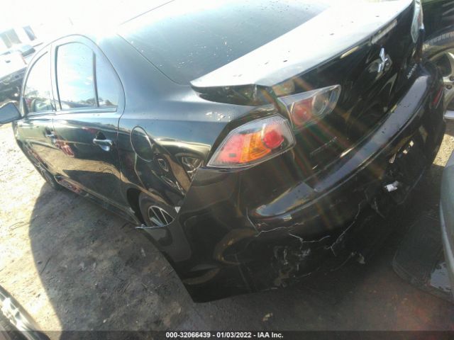 Photo 2 VIN: JA32U2FU2HU014715 - MITSUBISHI LANCER 