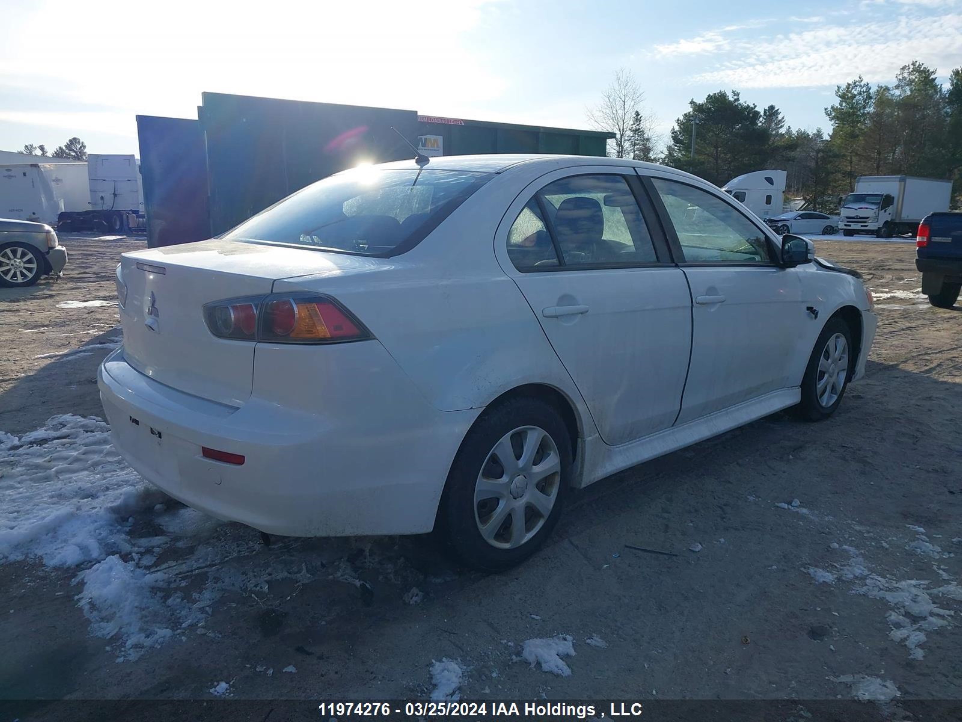 Photo 3 VIN: JA32U2FU2HU604011 - MITSUBISHI LANCER 