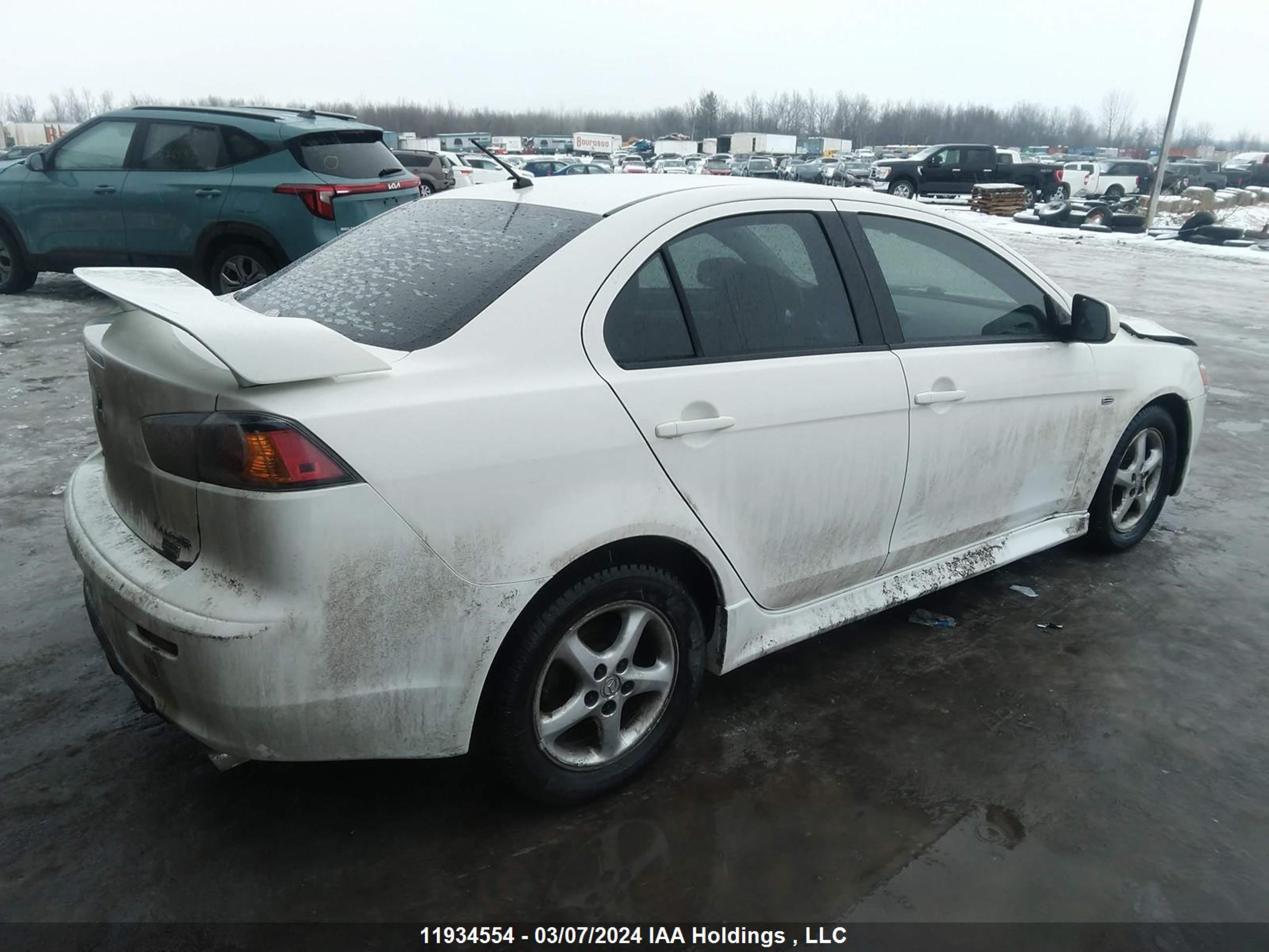 Photo 3 VIN: JA32U2FU3FU602894 - MITSUBISHI LANCER 