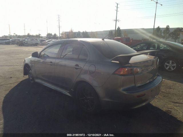 Photo 2 VIN: JA32U2FU3GU012101 - MITSUBISHI LANCER 