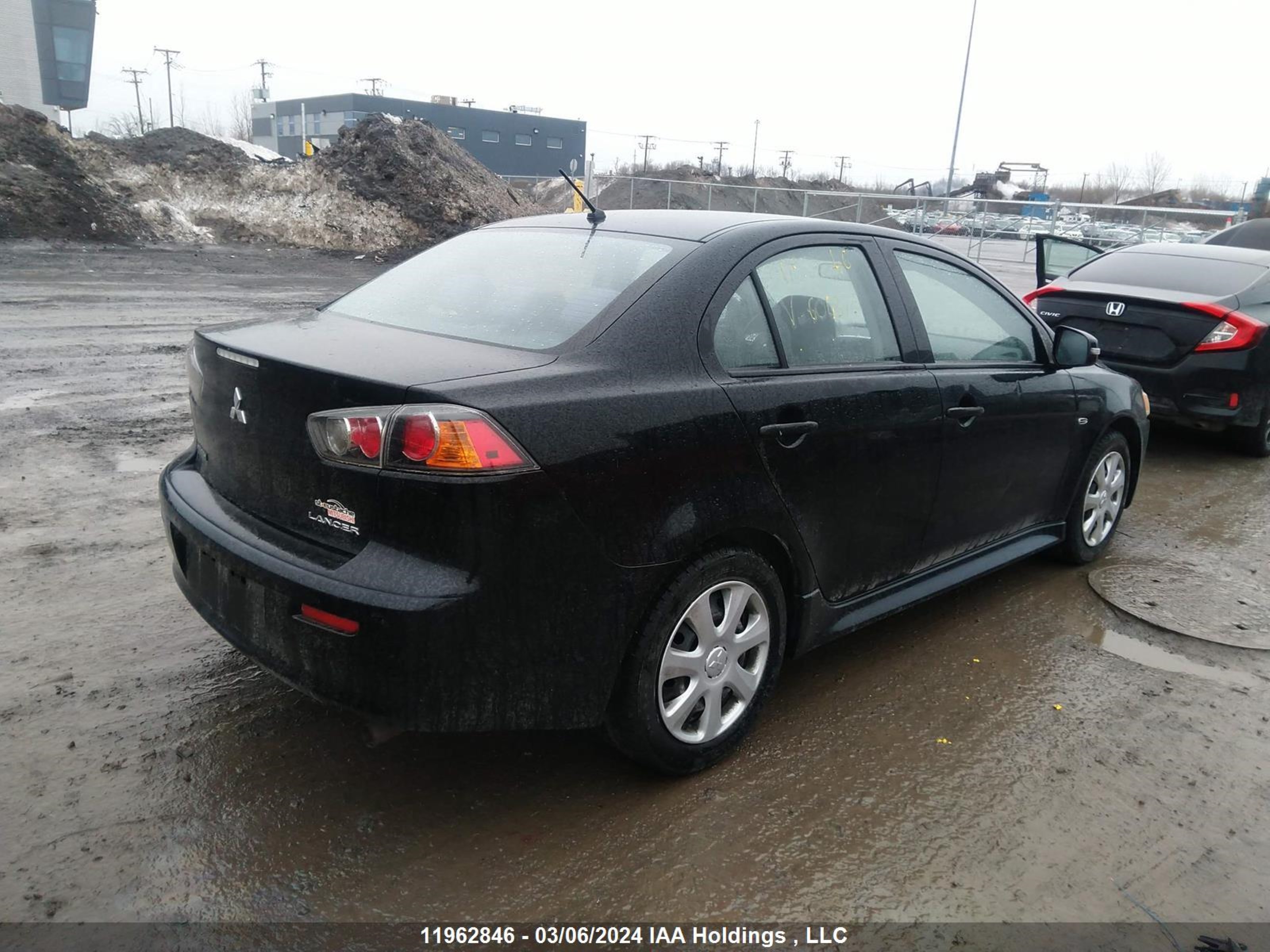 Photo 3 VIN: JA32U2FU4GU604378 - MITSUBISHI LANCER 