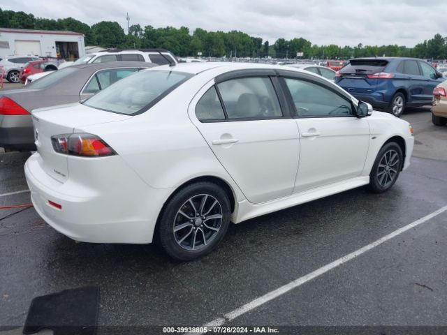 Photo 3 VIN: JA32U2FU4HU003733 - MITSUBISHI LANCER 