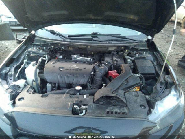 Photo 9 VIN: JA32U2FU4HU008396 - MITSUBISHI LANCER 