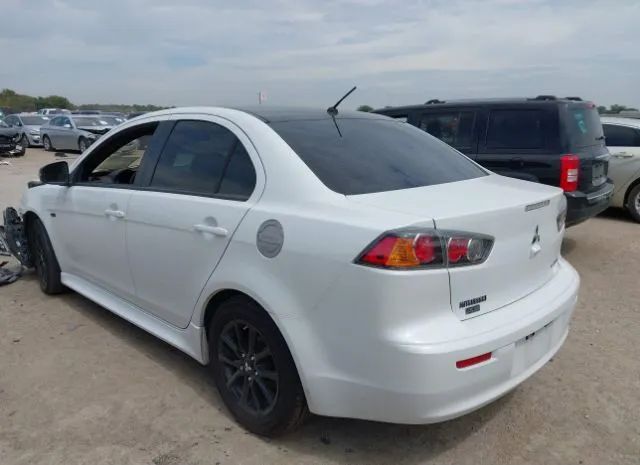 Photo 2 VIN: JA32U2FU4HU014070 - MITSUBISHI LANCER 