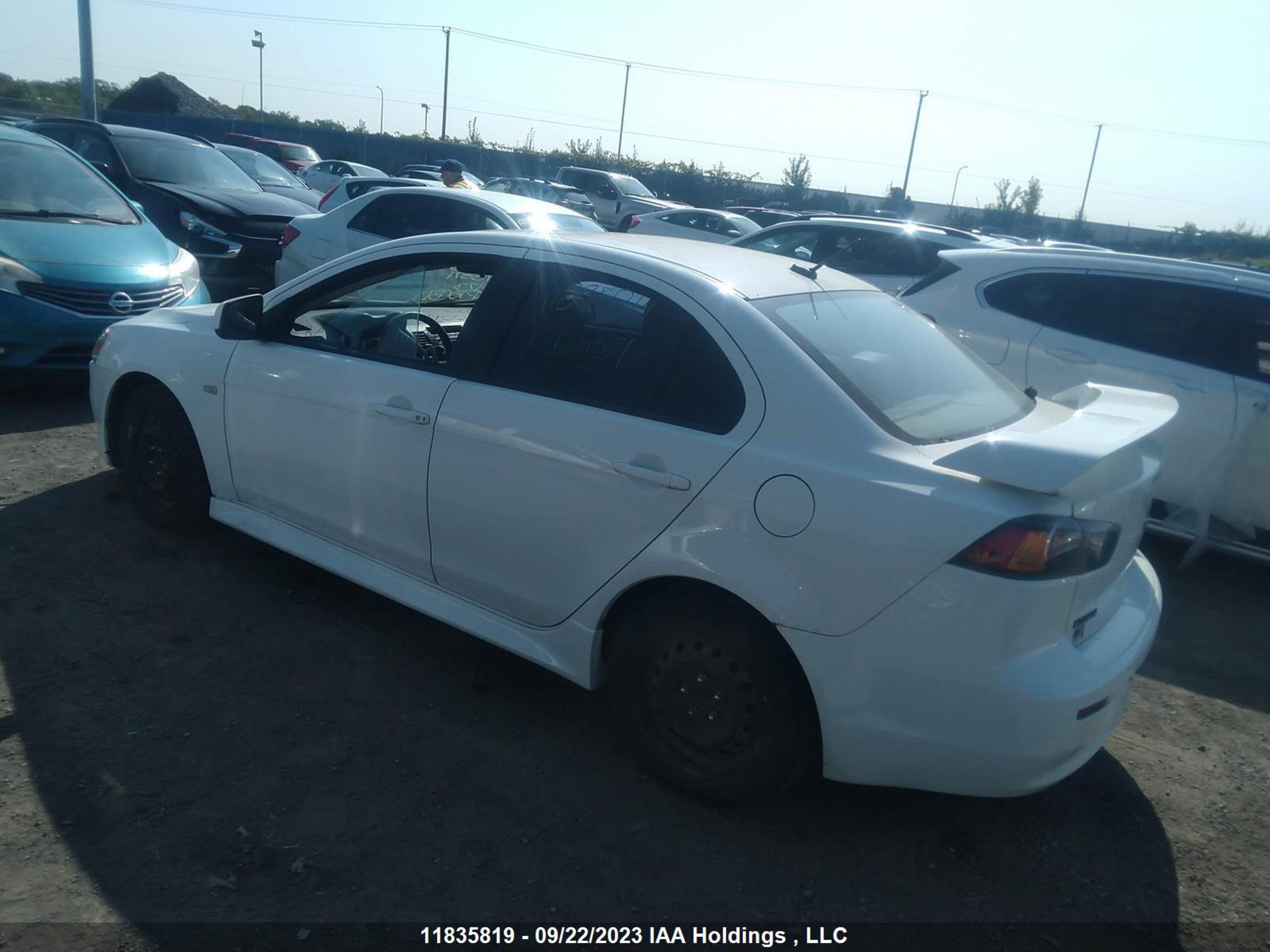 Photo 2 VIN: JA32U2FU5CU610071 - MITSUBISHI LANCER 