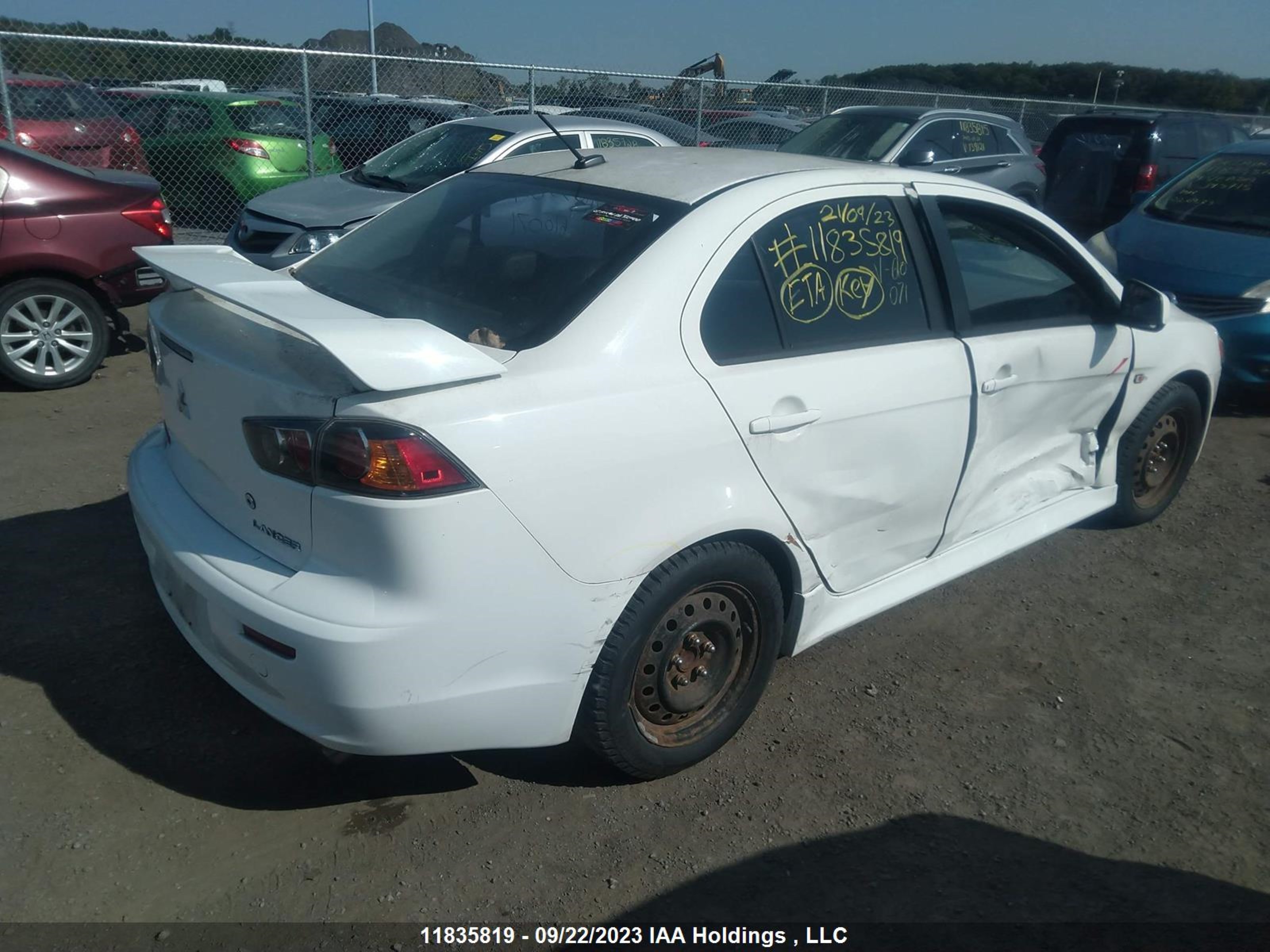 Photo 3 VIN: JA32U2FU5CU610071 - MITSUBISHI LANCER 