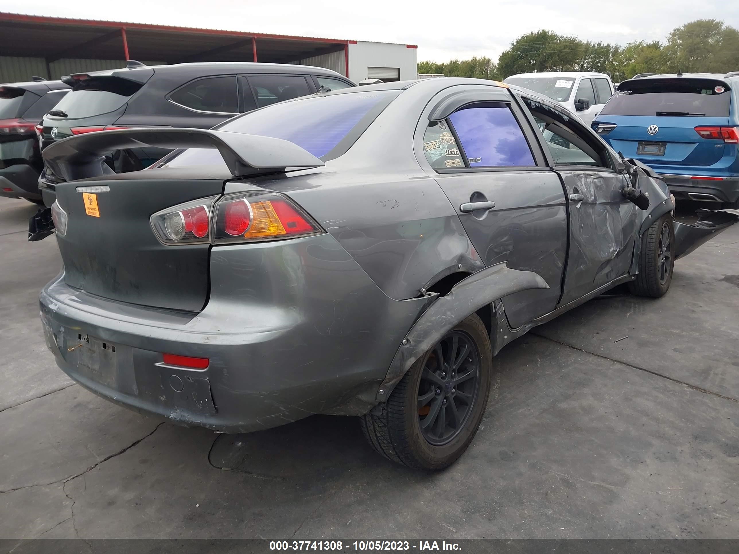 Photo 3 VIN: JA32U2FU6CU018419 - MITSUBISHI LANCER 