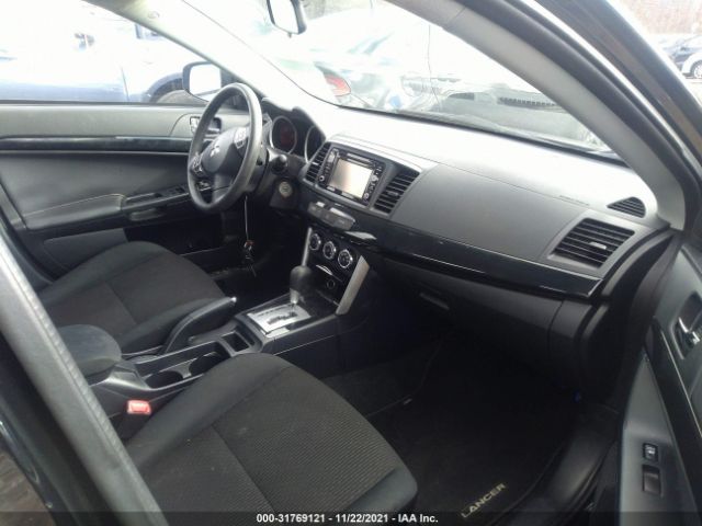 Photo 4 VIN: JA32U2FU6HU009243 - MITSUBISHI LANCER 