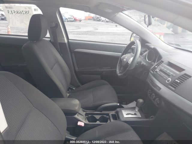 Photo 4 VIN: JA32U2FU7BU019450 - MITSUBISHI LANCER 