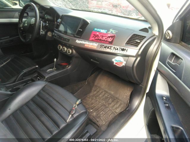 Photo 4 VIN: JA32U2FU7BU606943 - MITSUBISHI LANCER 