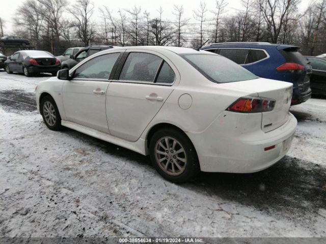 Photo 2 VIN: JA32U2FU7CU030322 - MITSUBISHI LANCER 