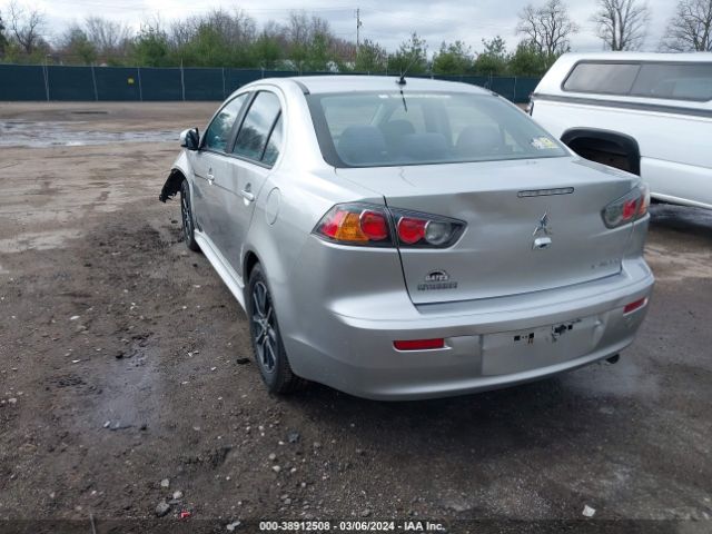 Photo 2 VIN: JA32U2FU7HU005864 - MITSUBISHI LANCER 