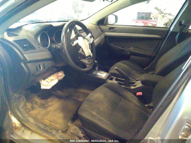 Photo 4 VIN: JA32U2FU8FU015381 - MITSUBISHI LANCER 