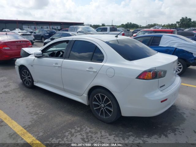 Photo 2 VIN: JA32U2FU8HU004514 - MITSUBISHI LANCER 