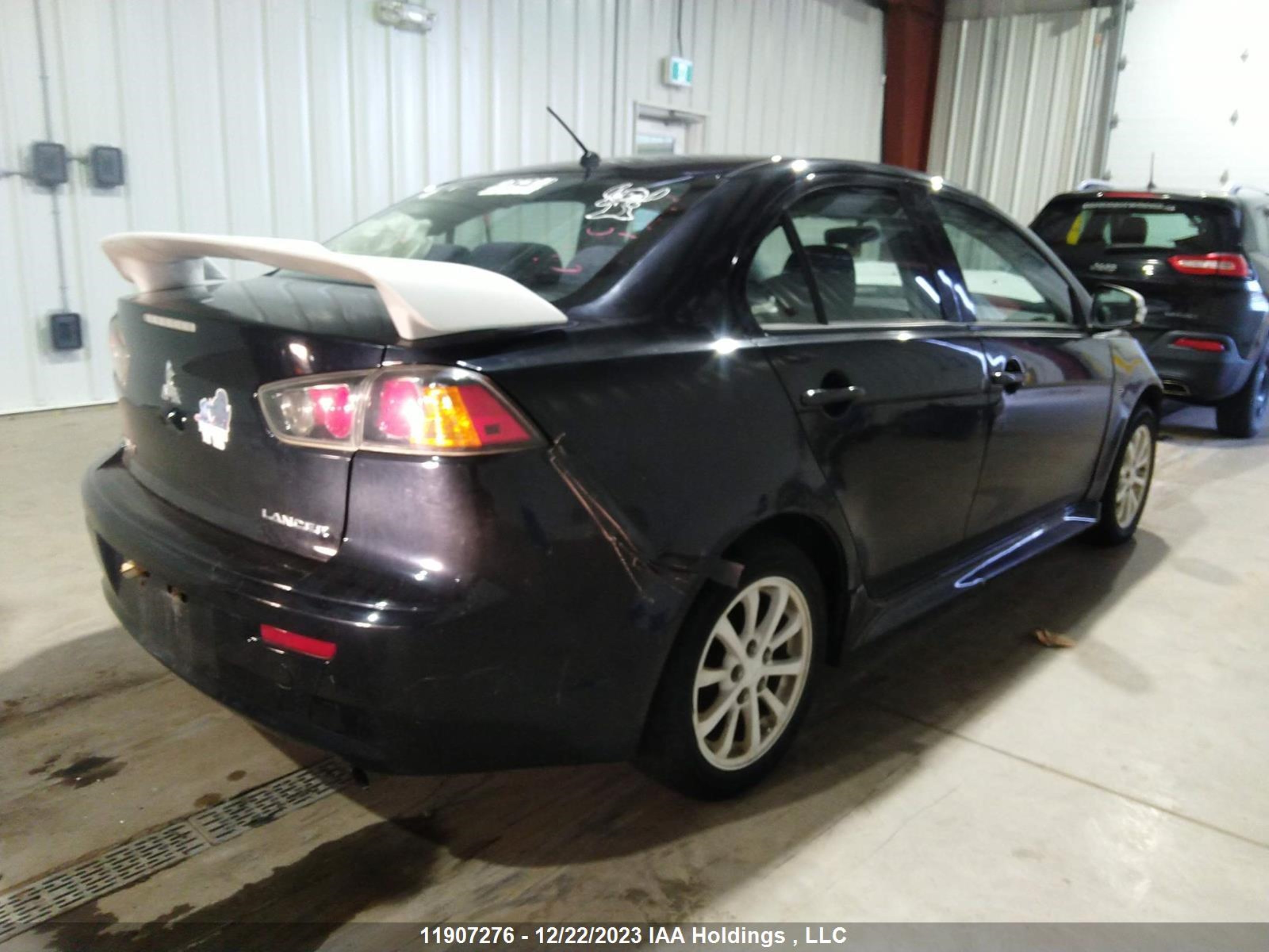 Photo 3 VIN: JA32U2FU8HU604689 - MITSUBISHI LANCER 