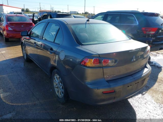 Photo 2 VIN: JA32U2FU9BU038372 - MITSUBISHI LANCER 