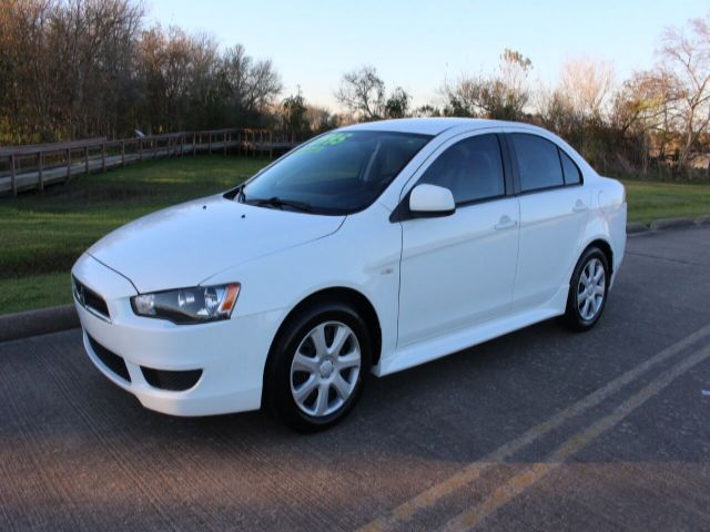 Photo 2 VIN: JA32U2FU9DU021669 - MITSUBISHI LANCER 