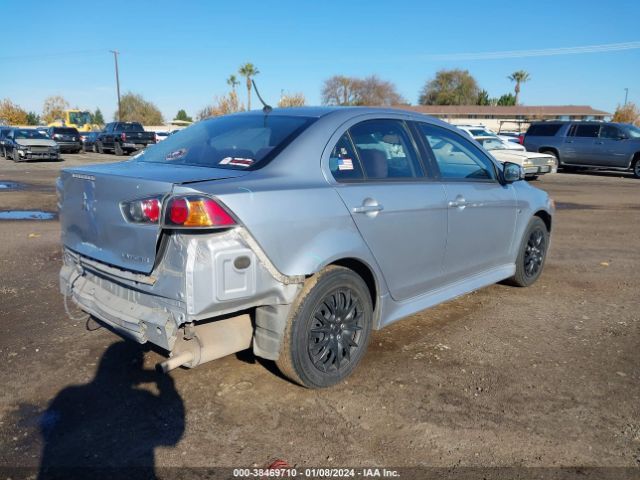 Photo 3 VIN: JA32U2FU9FU003479 - MITSUBISHI LANCER 