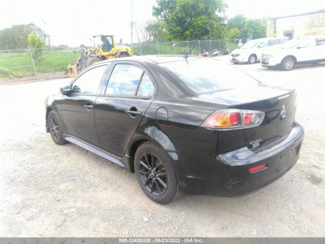 Photo 2 VIN: JA32U2FU9HU015828 - MITSUBISHI LANCER 