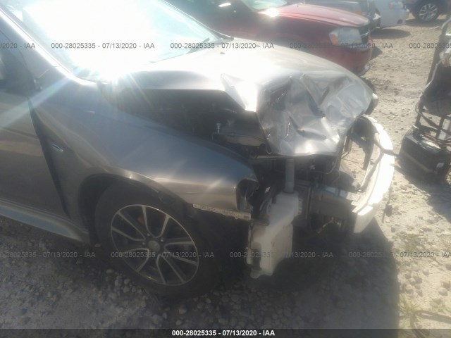 Photo 5 VIN: JA32U2FUXHU006619 - MITSUBISHI LANCER 