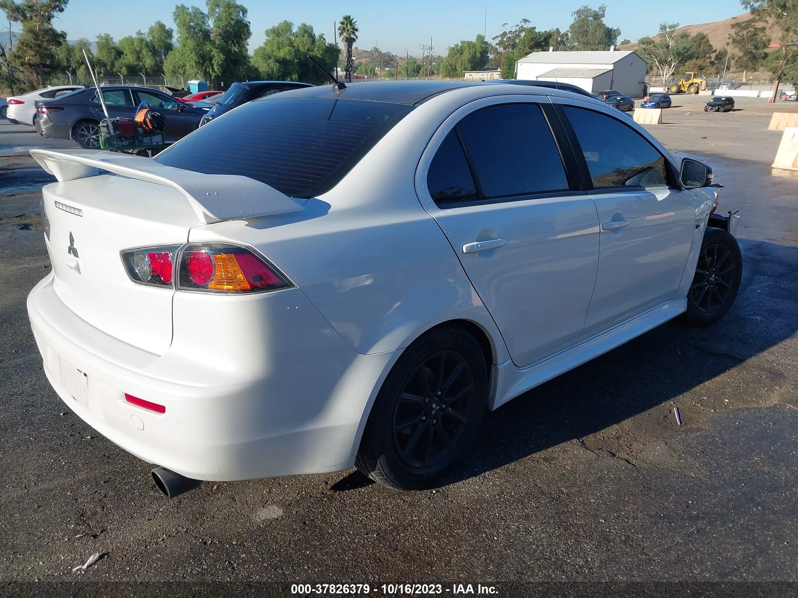 Photo 3 VIN: JA32U2FUXHU012338 - MITSUBISHI LANCER 