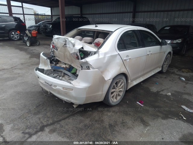 Photo 3 VIN: JA32U2FUXHU015191 - MITSUBISHI LANCER 