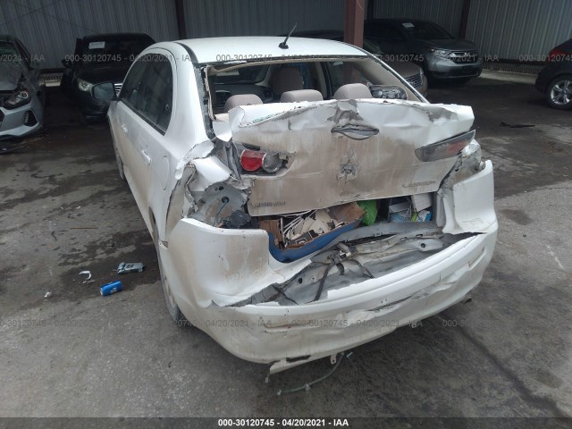 Photo 5 VIN: JA32U2FUXHU015191 - MITSUBISHI LANCER 