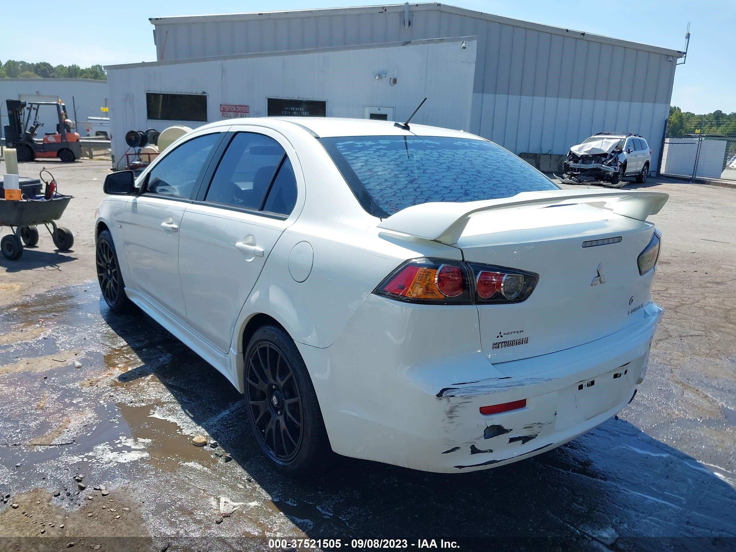 Photo 2 VIN: JA32U8FW0AU010138 - MITSUBISHI LANCER 