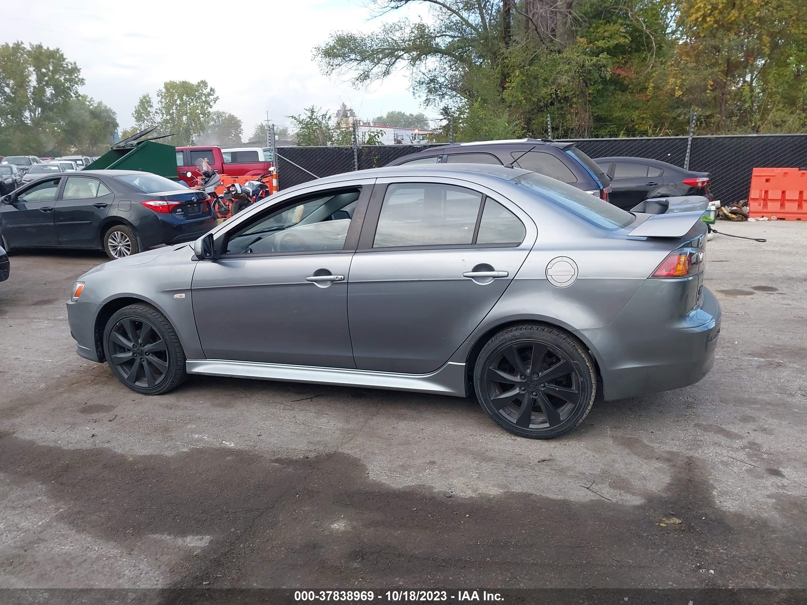 Photo 13 VIN: JA32U8FW0CU009896 - MITSUBISHI LANCER 