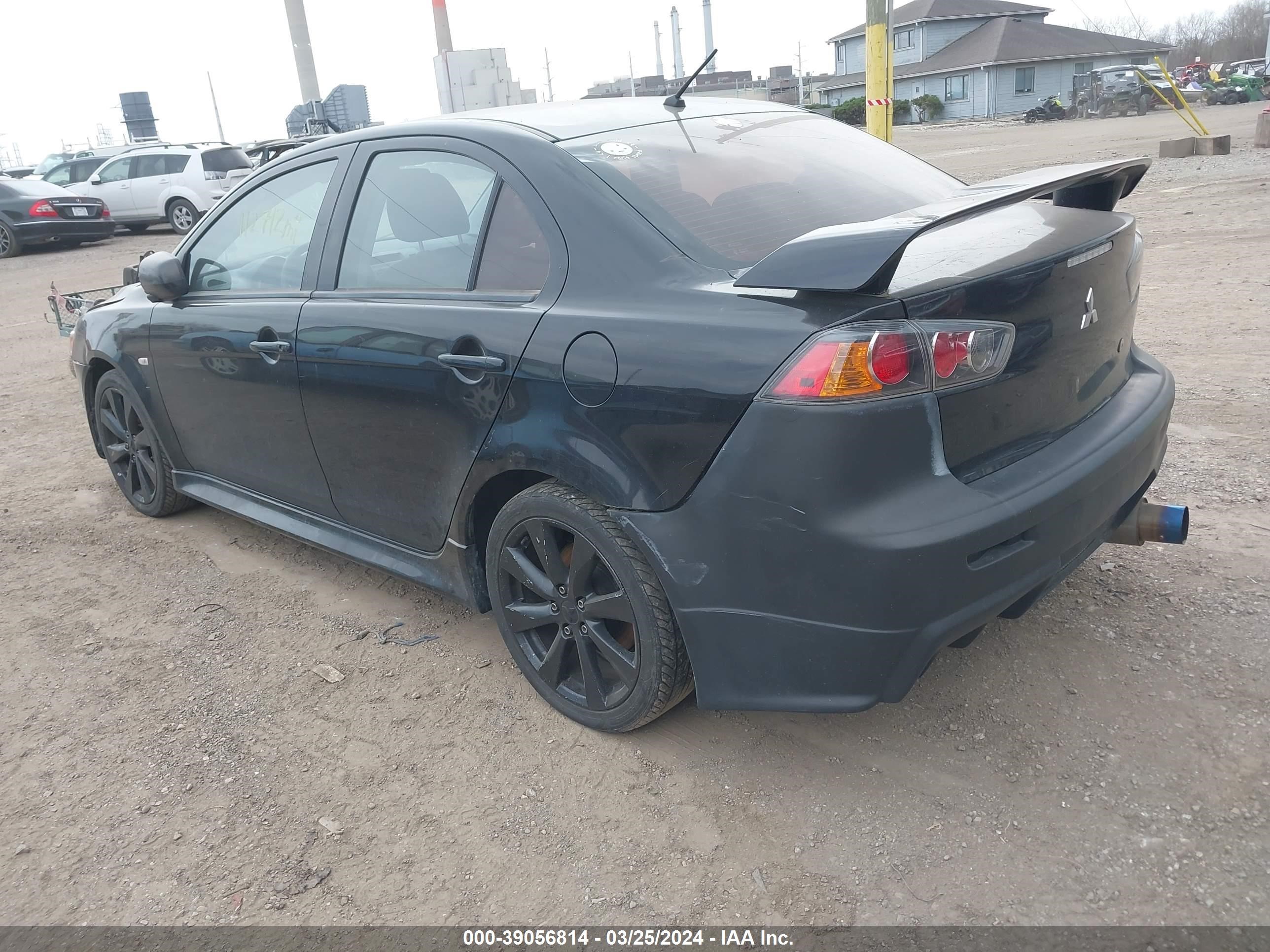 Photo 2 VIN: JA32U8FW0CU012524 - MITSUBISHI LANCER 