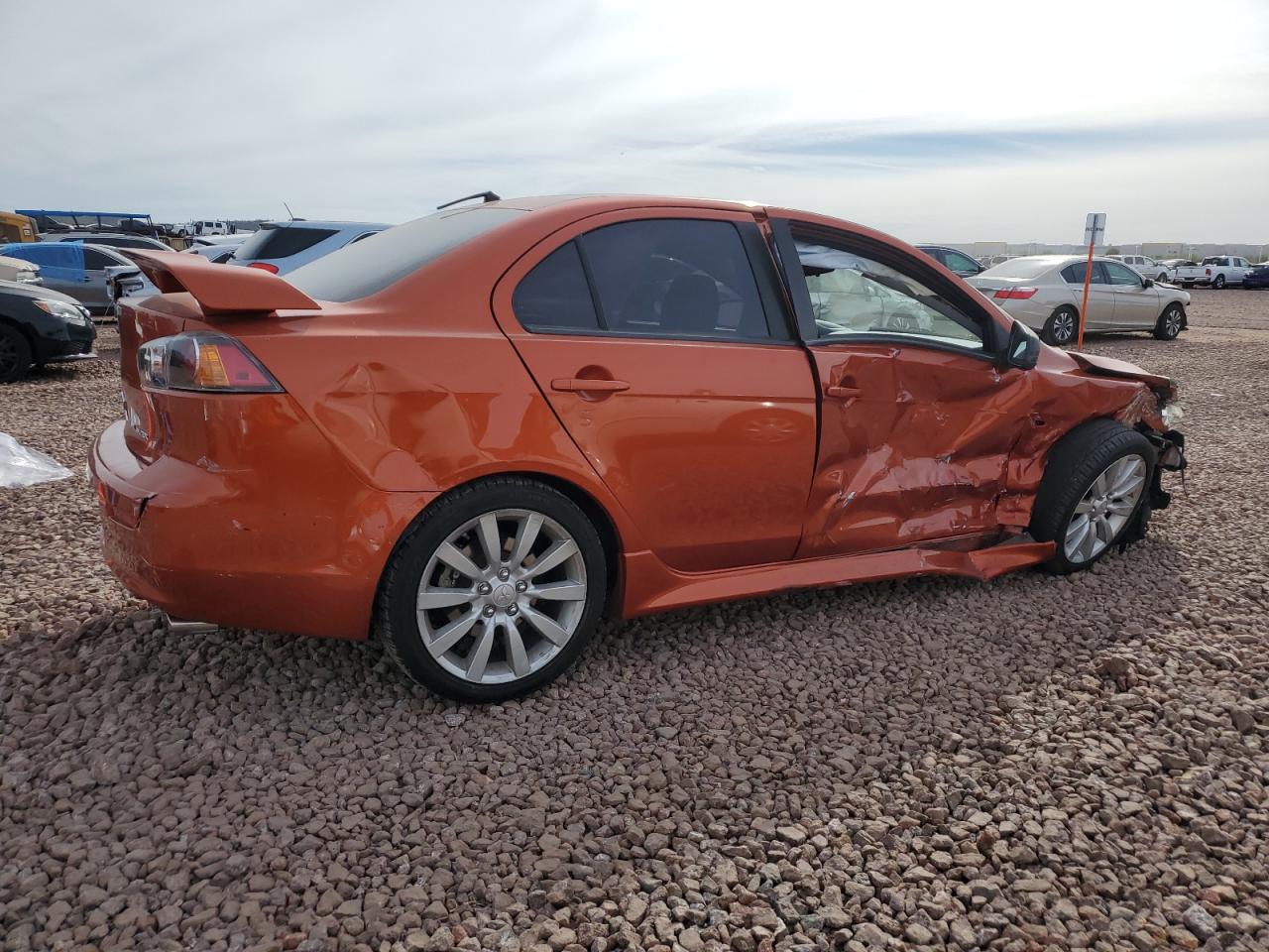 Photo 2 VIN: JA32U8FW2AU025319 - MITSUBISHI LANCER 