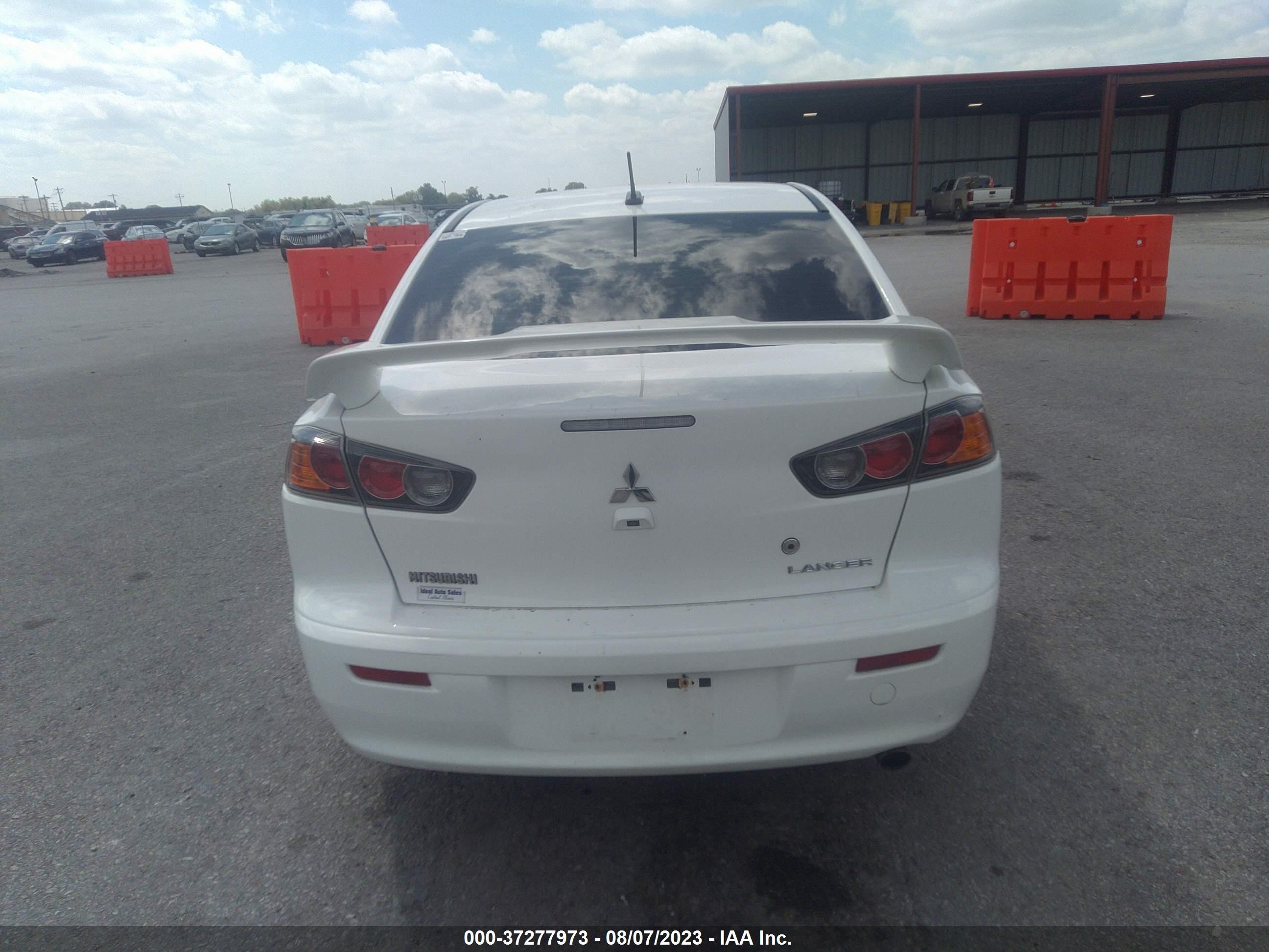 Photo 15 VIN: JA32U8FW2FU016904 - MITSUBISHI LANCER 