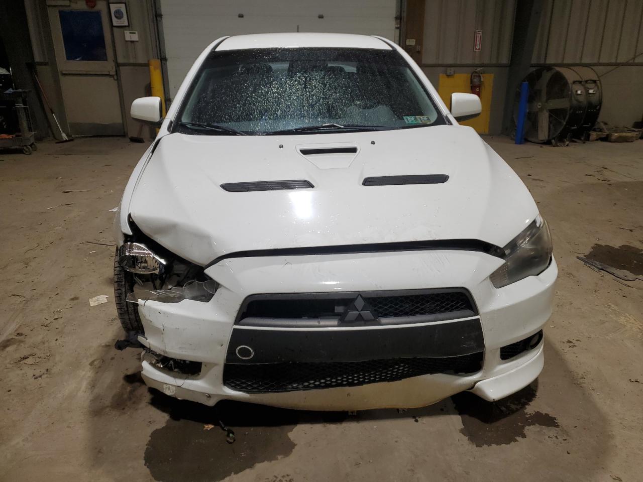 Photo 4 VIN: JA32U8FW8BU009241 - MITSUBISHI LANCER 