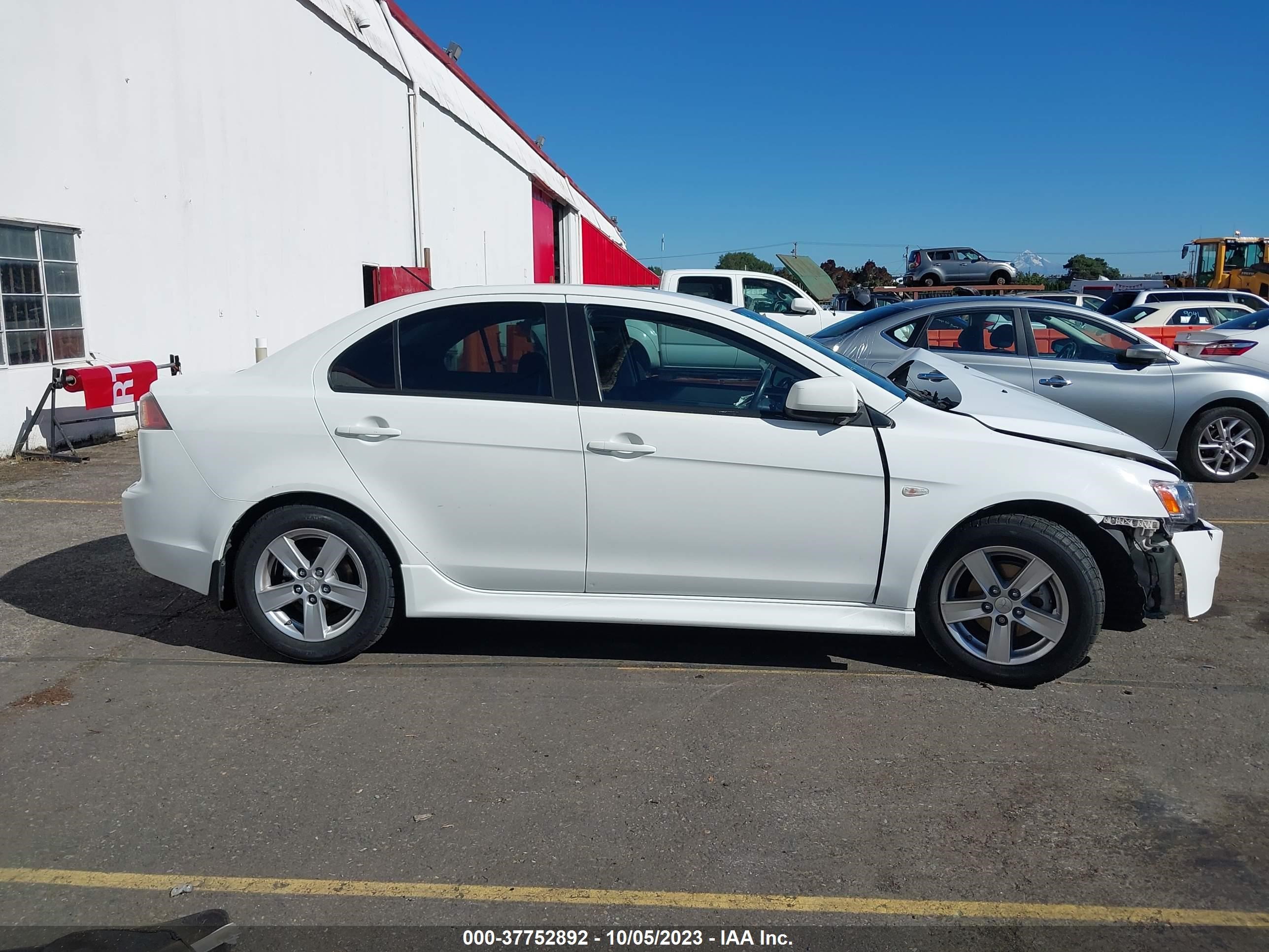 Photo 12 VIN: JA32V2FW3EU022610 - MITSUBISHI LANCER 