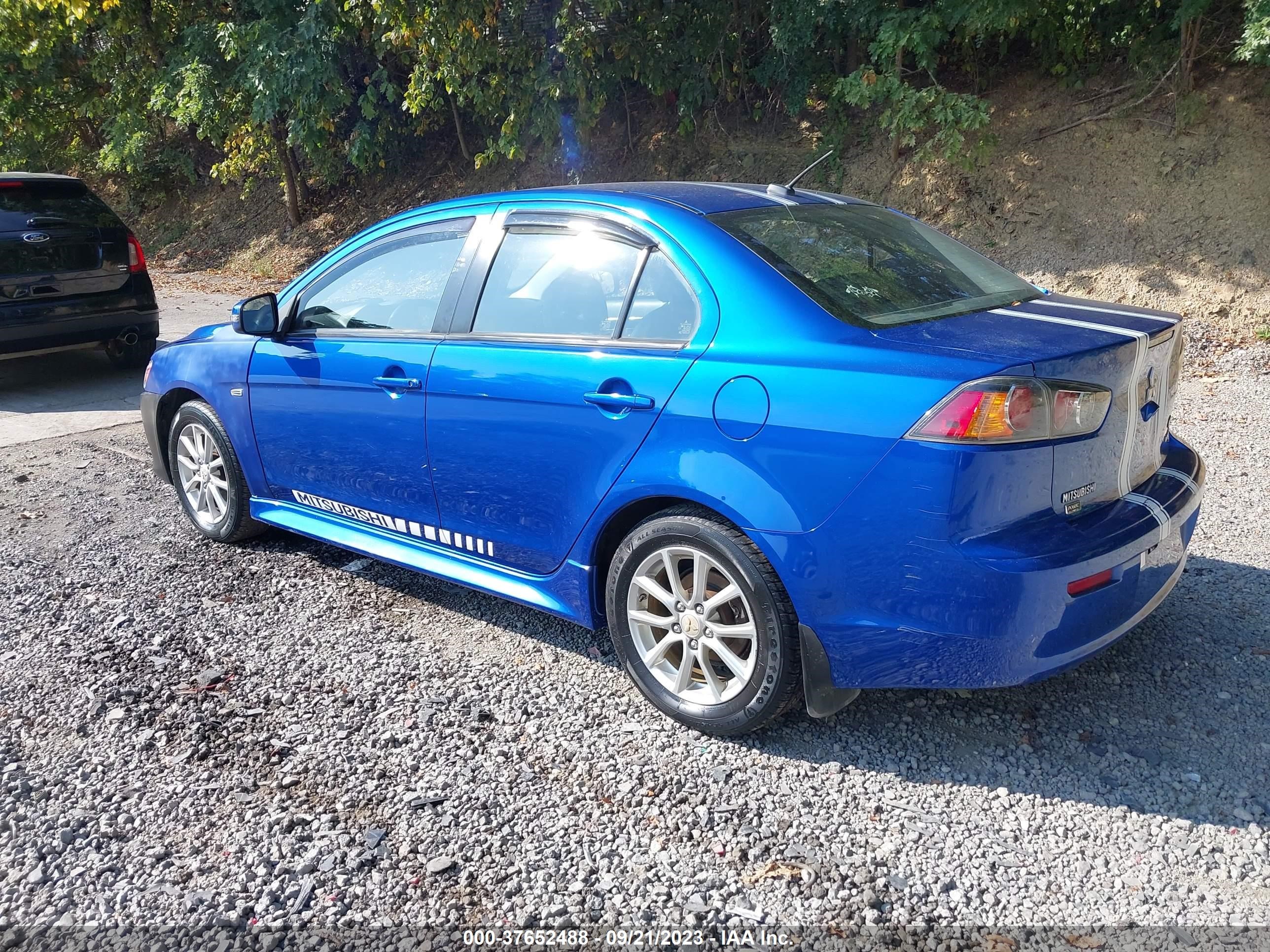 Photo 2 VIN: JA32V2FW9GU003109 - MITSUBISHI LANCER 