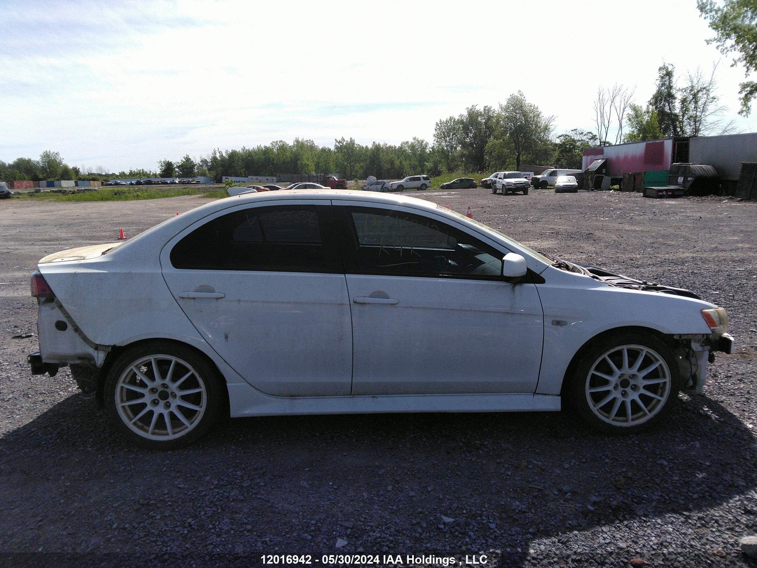 Photo 13 VIN: JA32V6FV3AU606546 - MITSUBISHI LANCER 