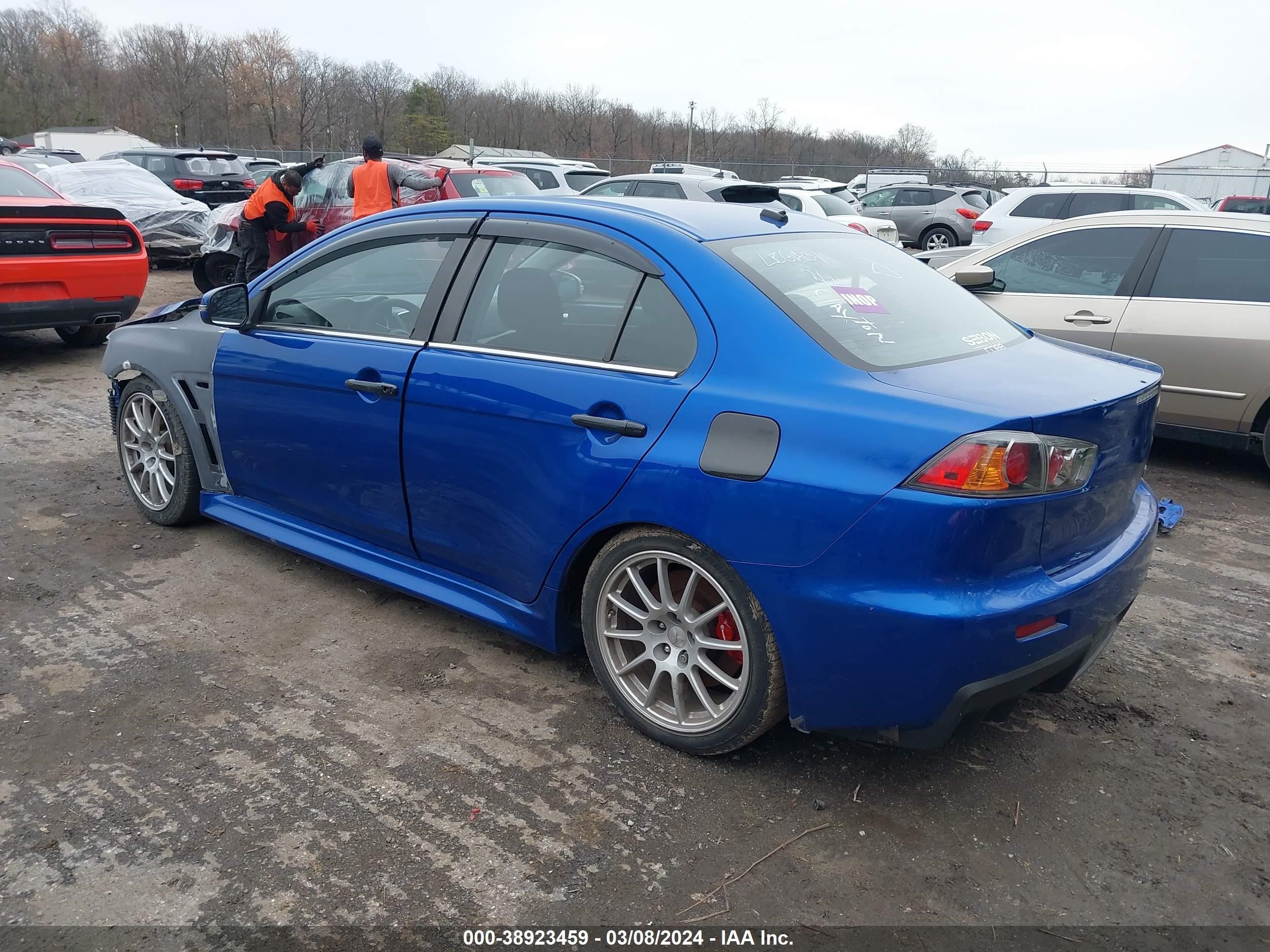 Photo 2 VIN: JA32W5FV5FU009638 - MITSUBISHI LANCER EVOLUTION 