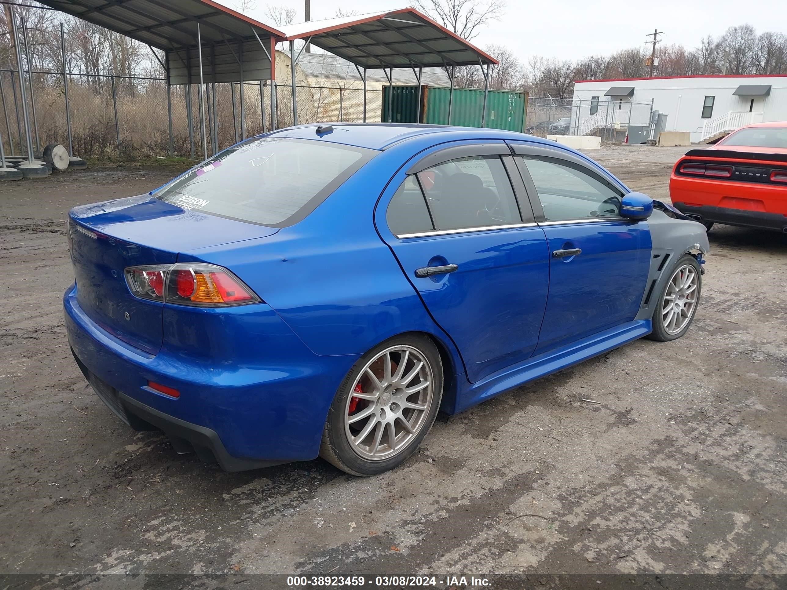 Photo 3 VIN: JA32W5FV5FU009638 - MITSUBISHI LANCER EVOLUTION 