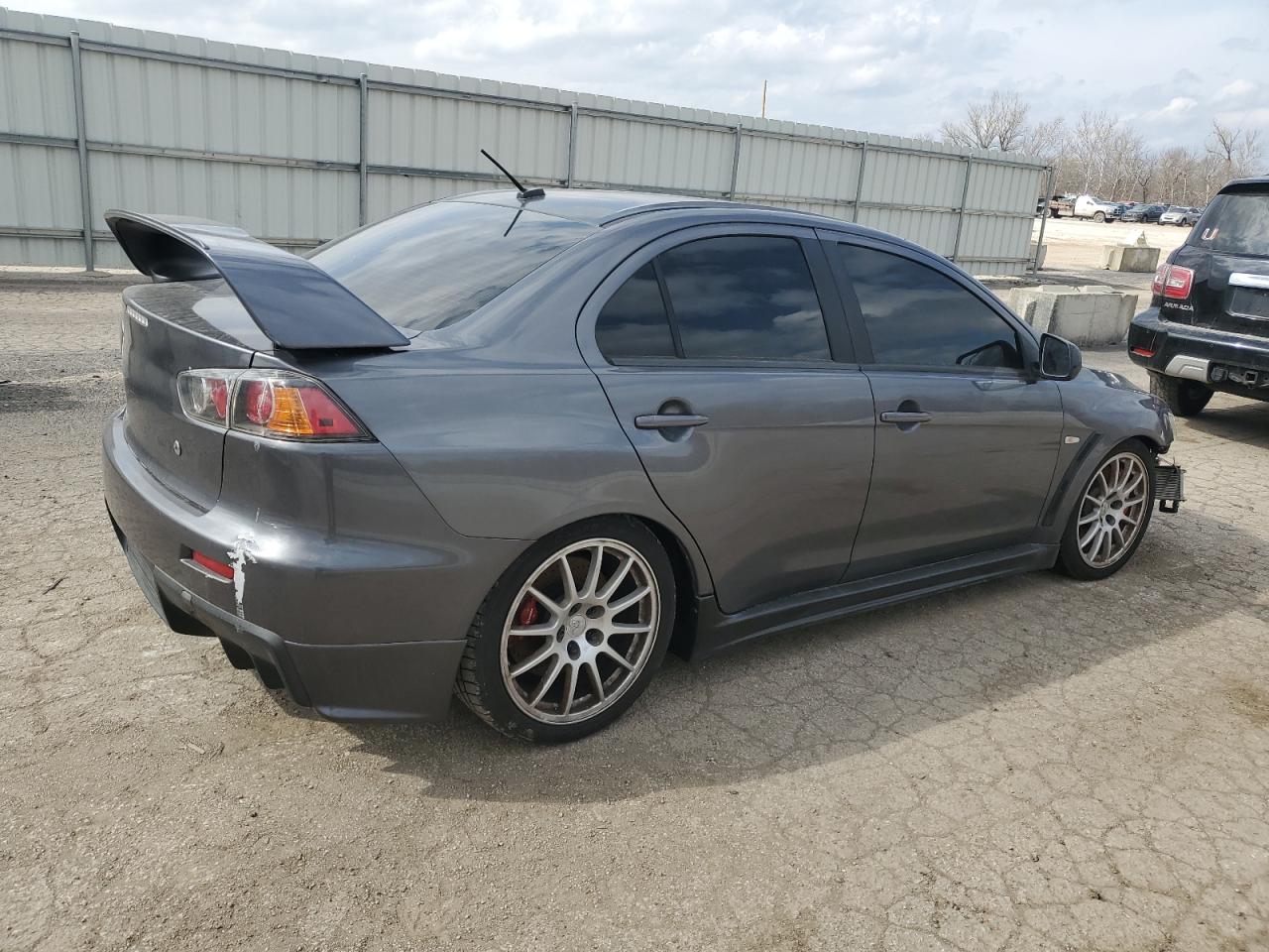 Photo 2 VIN: JA32W8FVXBU046017 - MITSUBISHI LANCER EVOLUTION 