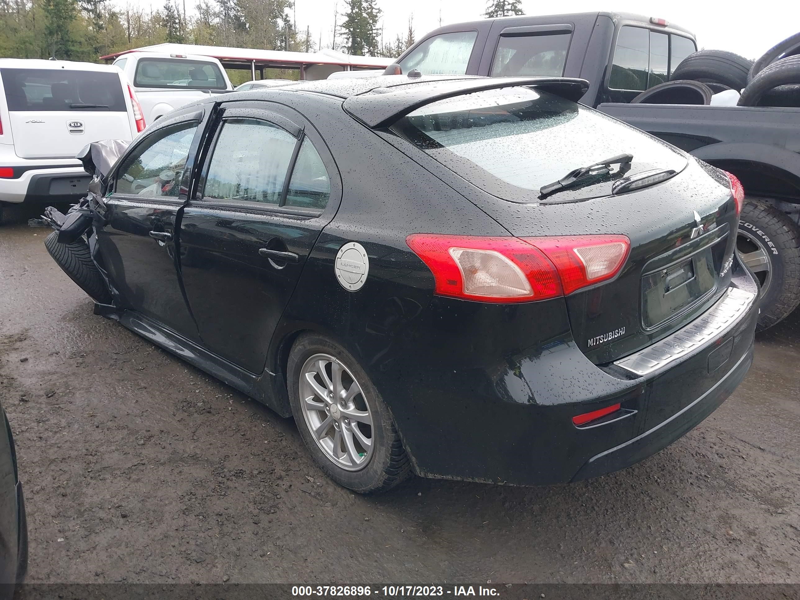 Photo 2 VIN: JA32X2HU3BU023581 - MITSUBISHI LANCER 