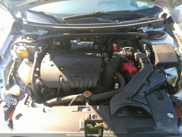 Photo 9 VIN: JA32X8HW1AU009472 - MITSUBISHI LANCER 